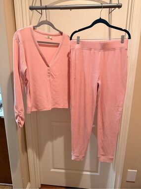 UGG Pink Waffle-Knit Two-Piece Loungewear Set - V-Neck Top & Joggers